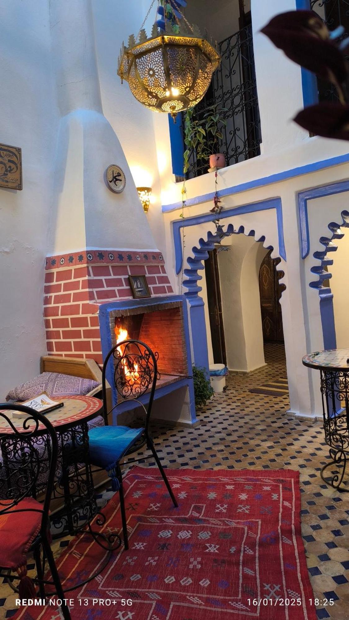 Riad Said Chaouen Чефчауен Екстериор снимка