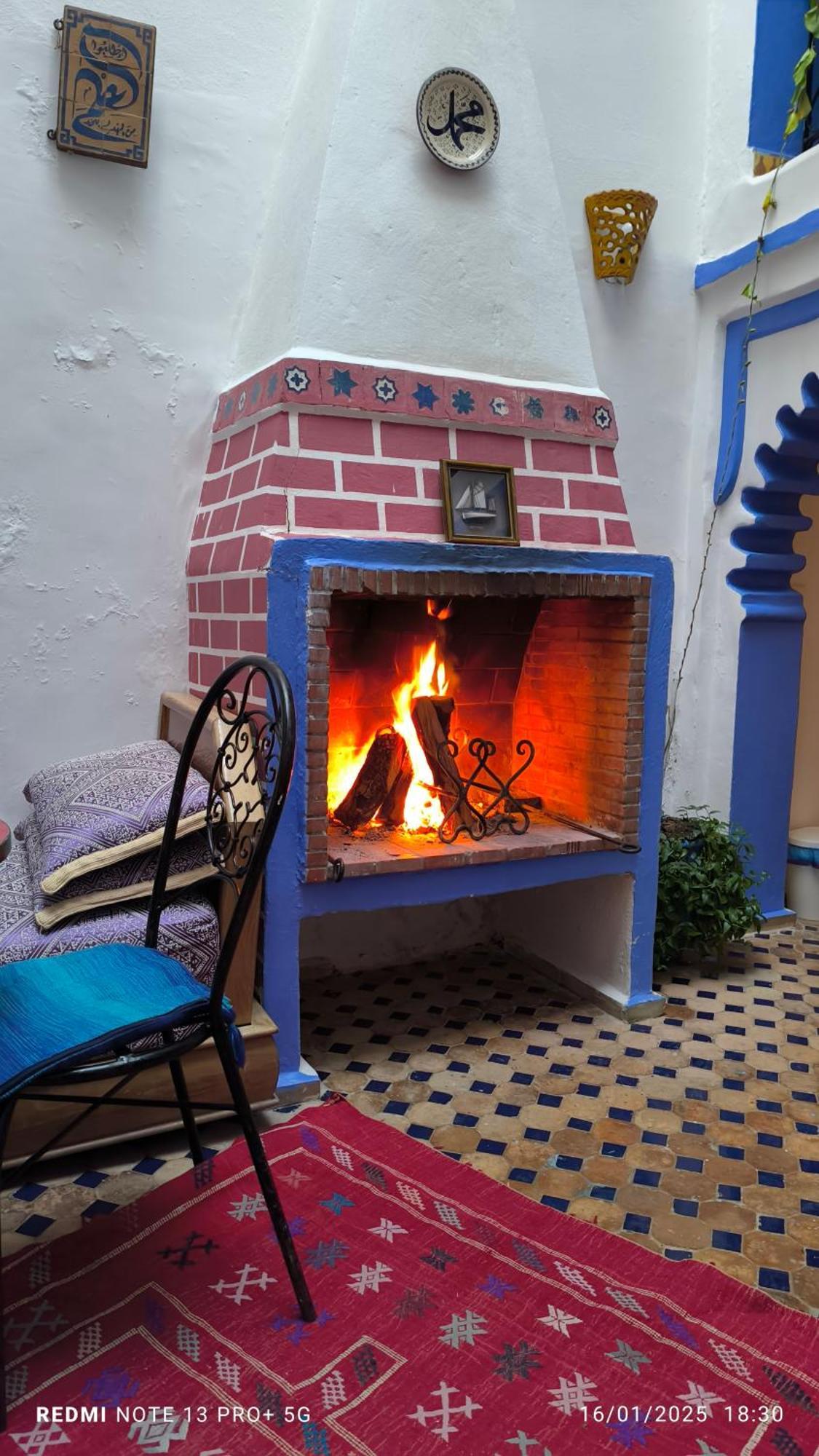 Riad Said Chaouen Чефчауен Екстериор снимка